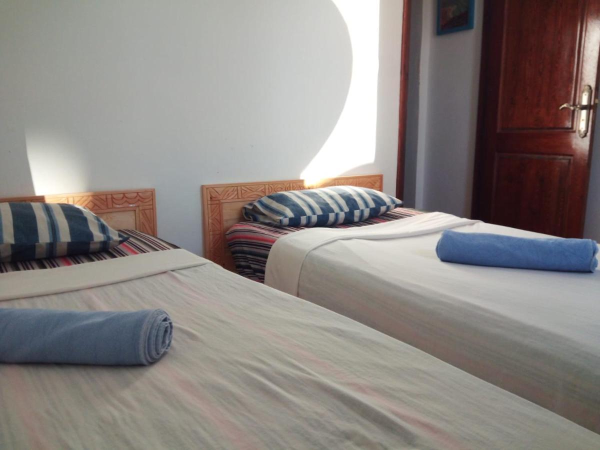 Surf & Travel Camp Bed & Breakfast Taghazout Dış mekan fotoğraf